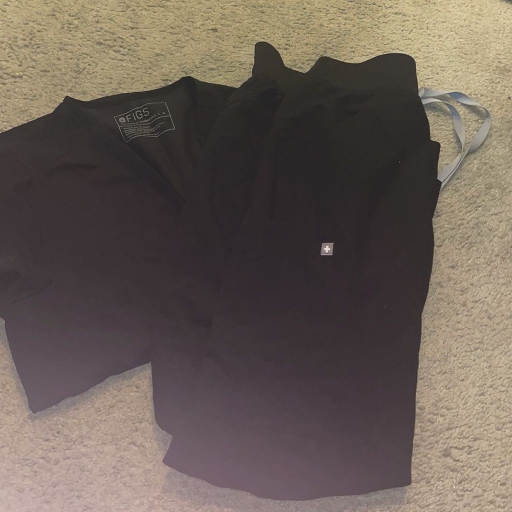 Figs black scrubs Kade high waisted bottoms and casma three pocket top
